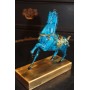 Конь синий на подставке - свобода, грация, мощь и выдержка