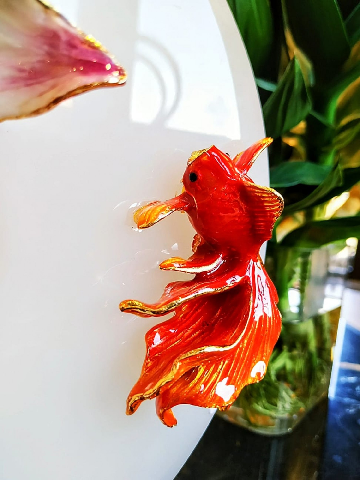 Статуэтка Круг с рыбкой и цветком для гармонии и стабильности