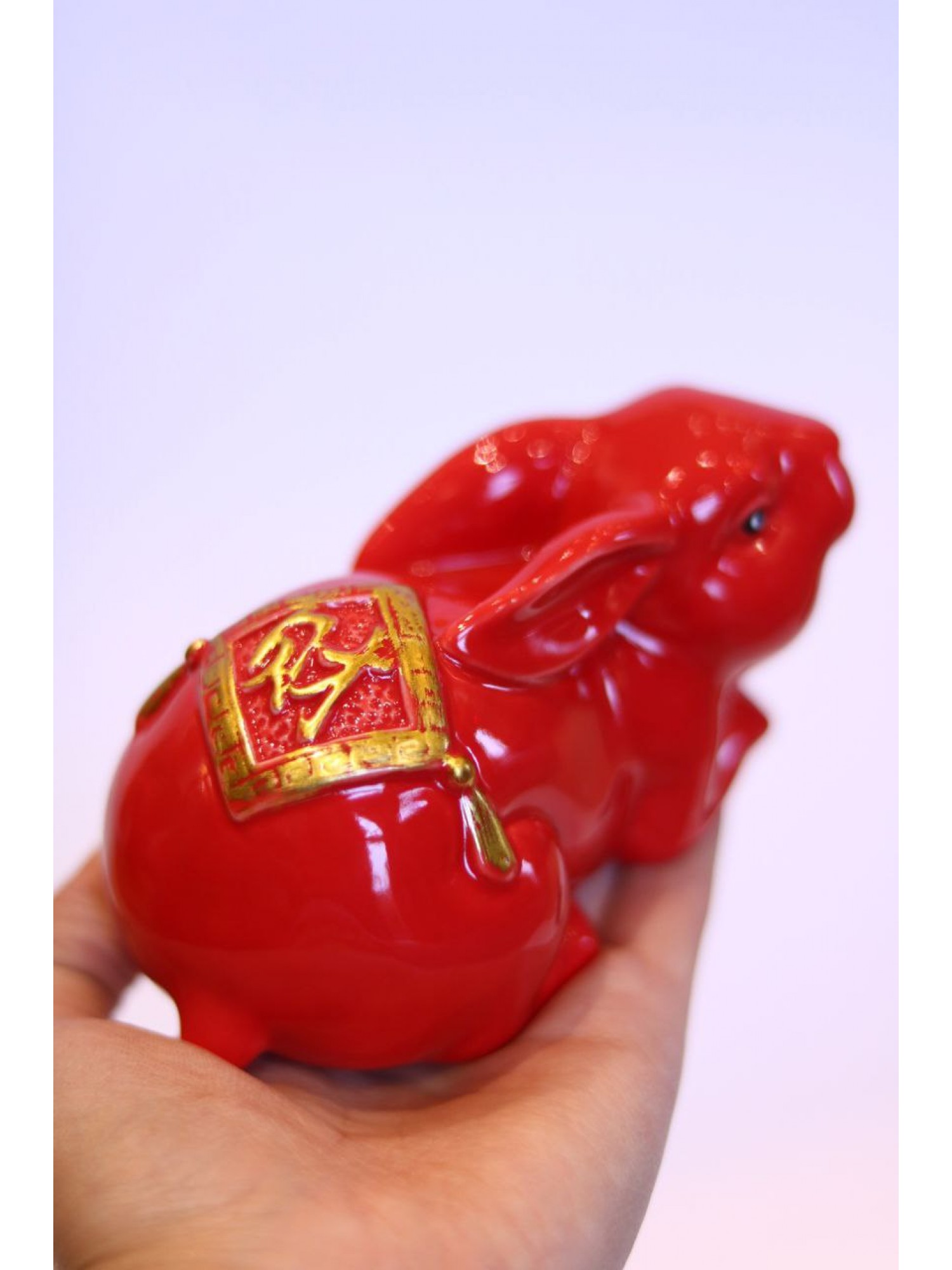 Статуэтка «Кролик» красный лежачий (фарфор) - символ 2023 года, улучшает семейные отношения!