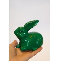 Статуэтка «Кролик зеленый» из дерева (средний) 