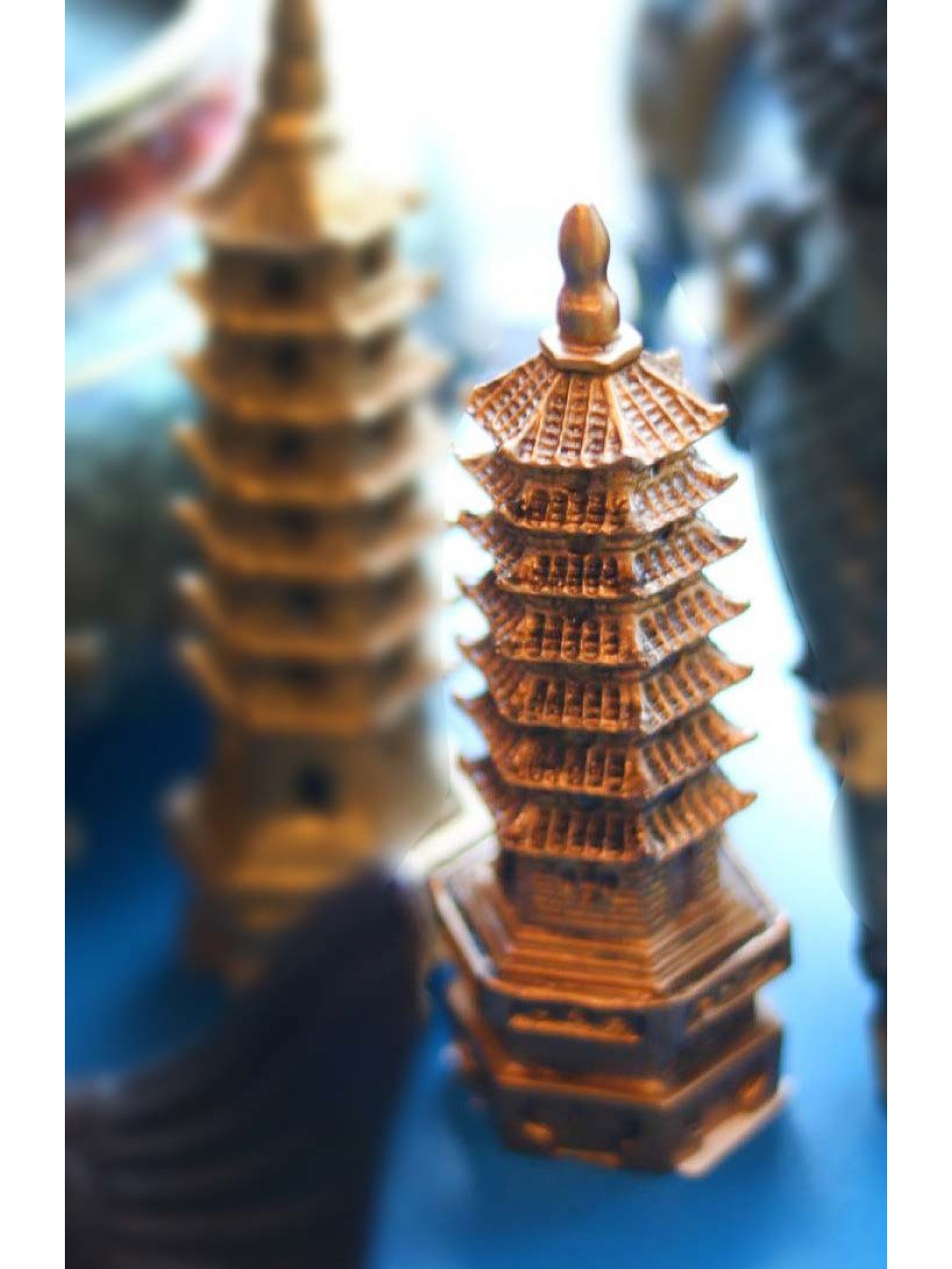 Статуэтка "Пагода 7-уровневая" из смолы - поможет Вам легко сдать любой экзамен!