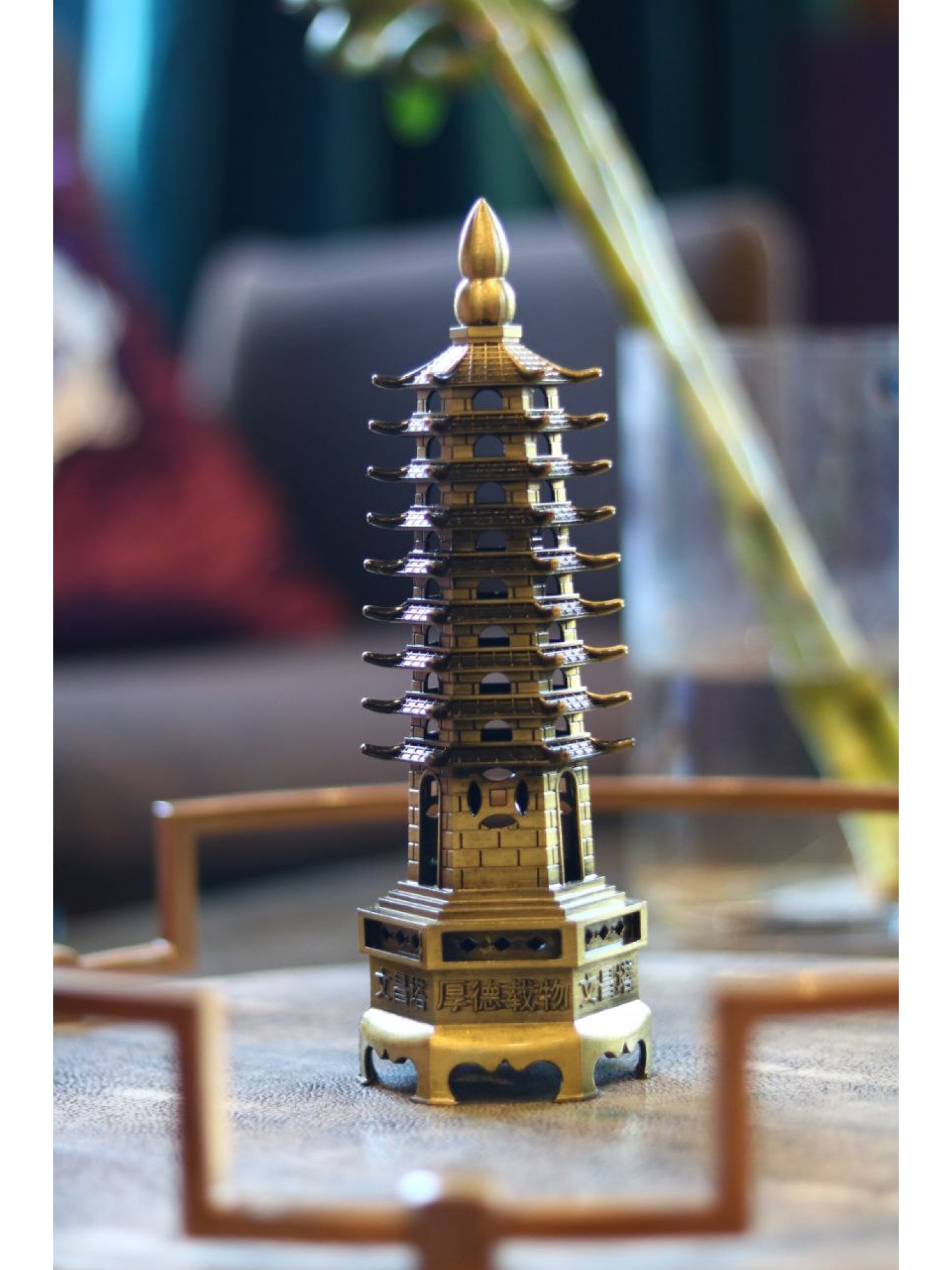 Статуэтка "Пагода 9-уровневая" помогает достичь высокого академического статуса!