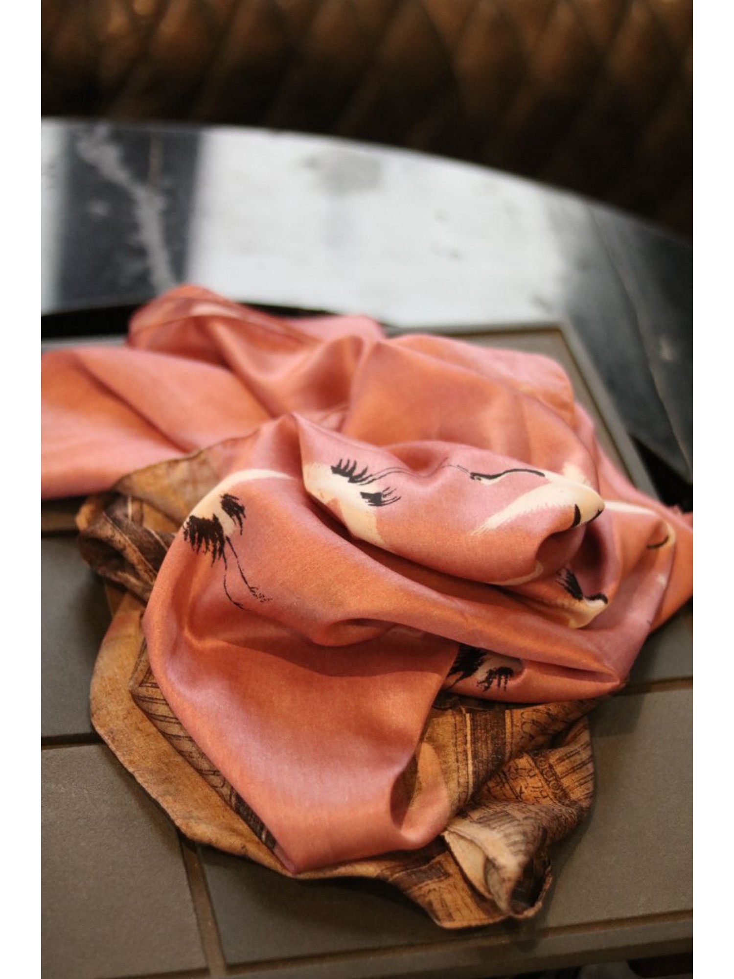 Женский платок-шарф "Журавли" (полиэстер) станет изюминкой Вашего гардероба!