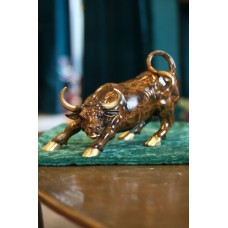 Статуэтка "Бык с золотыми рогами" из бронзы (коричневый большой)