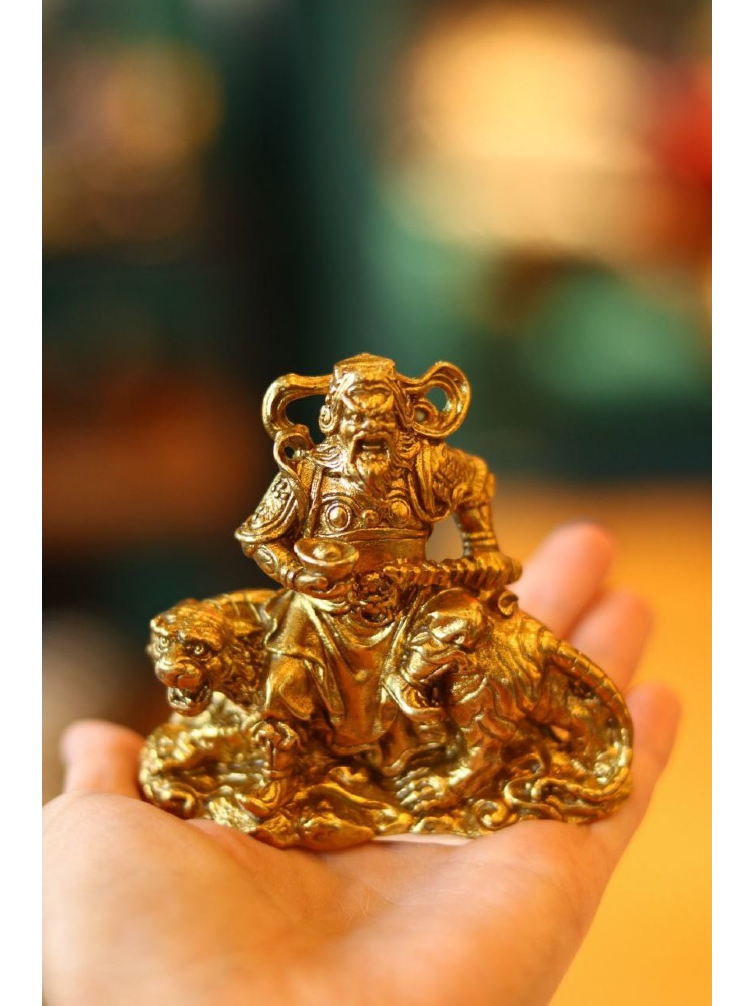 Статуэтка из бронзы "Цай-Шень на тигре (маленькая) - покровитель торговли и бизнеса!