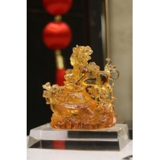 Статуэтка "Драконовая Черепаха с Пи-Яо" из эксклюзивной стеклянной коллекции