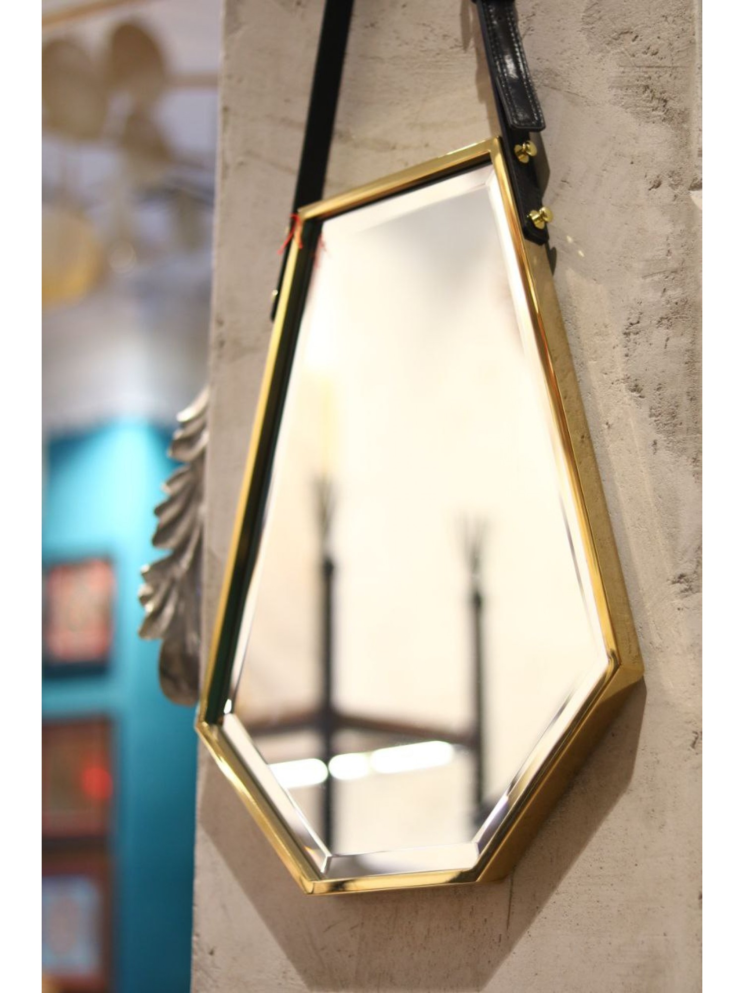 Зеркало Интерьерное на ремне (в золотистой раме)